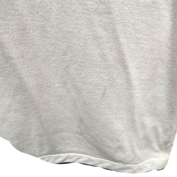 🌟 Vans Women's White Graphic Tee Skate Casual S Short Sleeve Shirt 🌟 - Picture 2 of 4